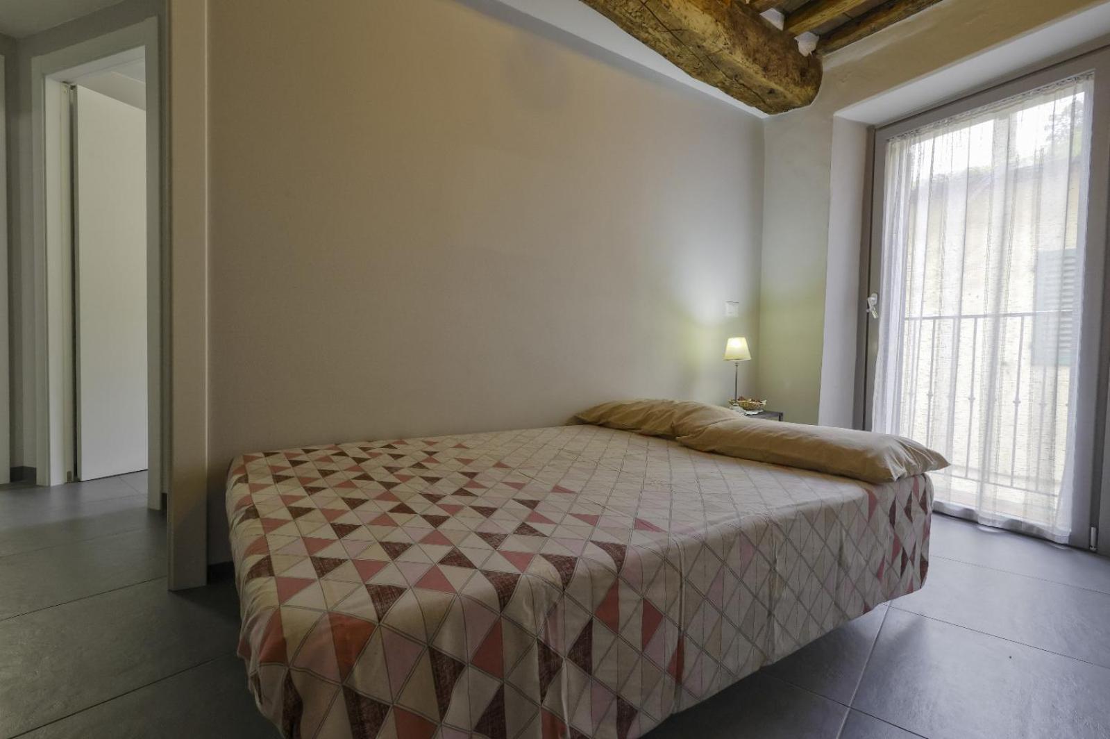 Casa Vacanze Vicolo Della Luna Ambra المظهر الخارجي الصورة